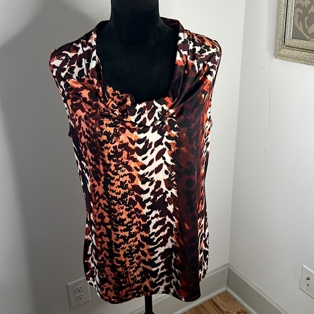 Dana Buchman cowl neck sleeveless animal printโ earth tones top blouse Sz M